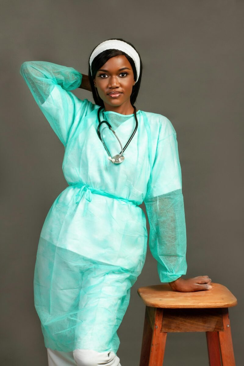 Disposable Gown - Image 3
